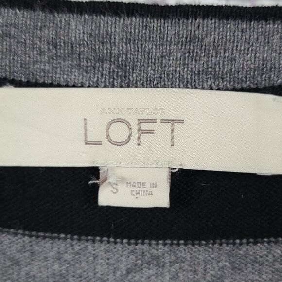LOFT Gray & Black Striped Crew Neck Sweater Pullover Lightweight Knit Small - Picture 4 of 9